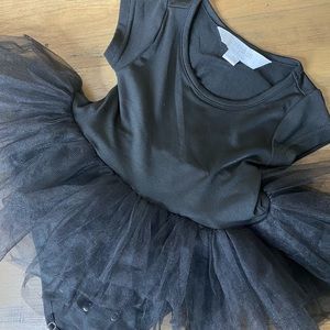 I love plum black tutu 6-12 months